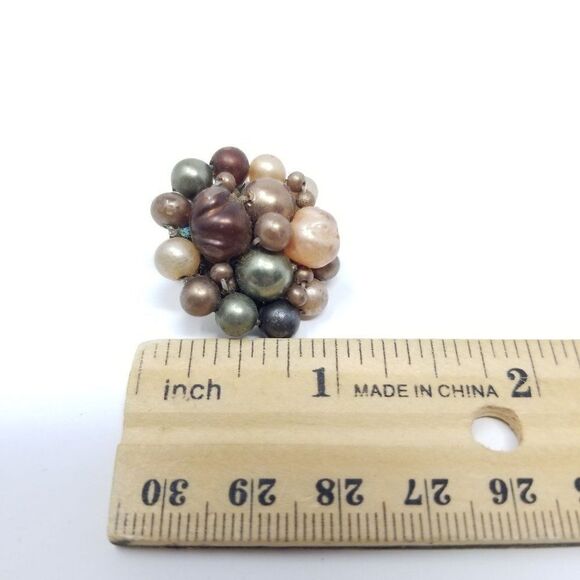 Vintage Neutral Tone Tan and Brown Beaded Cluster Clip On Earrings, Retro, Japan - Picture 2 of 6